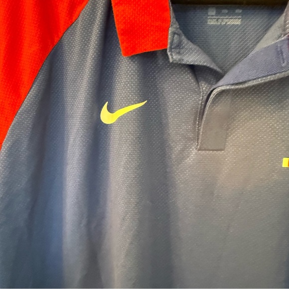 Nike Men's Philadelphia Phillies Legacy Raglan Red and Blue Polo Shirt - Picture 3 of 7